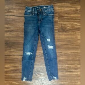 Old Navy girls size 7 jeans.